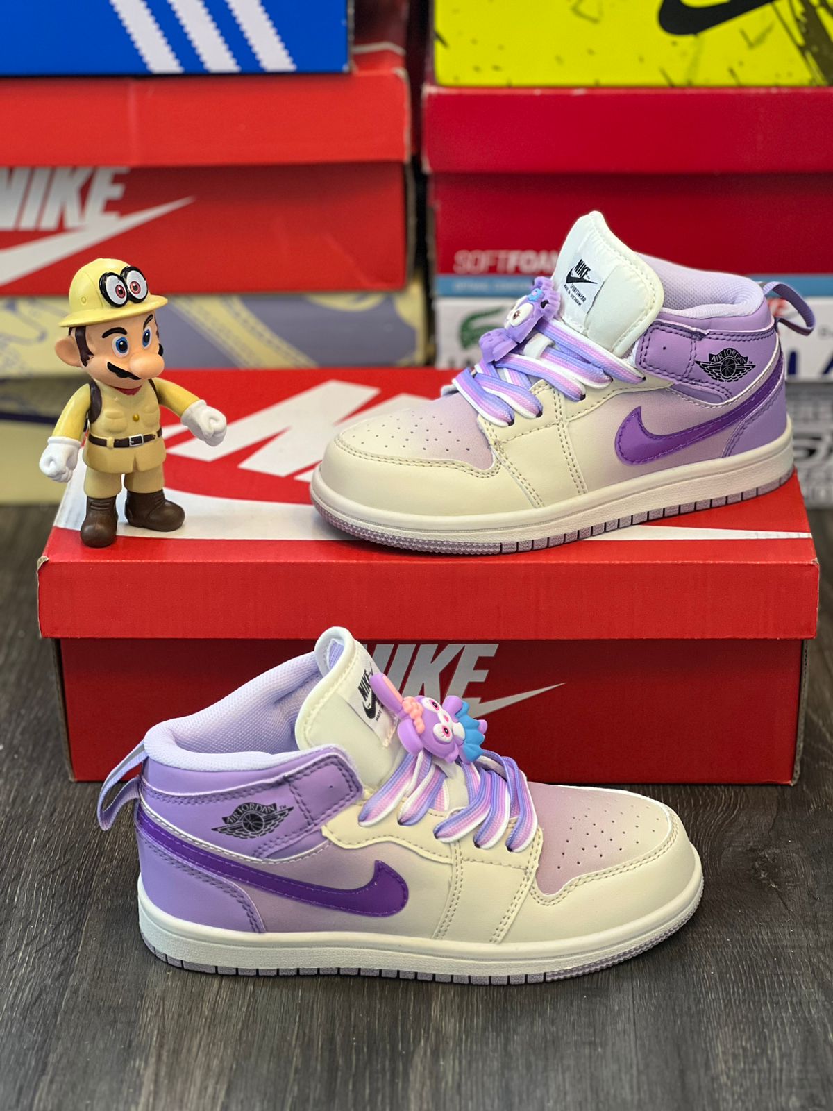 Air Jordan 1 Mid "Violet Gradient"